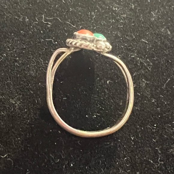 925 STERLING SILVER VINTAGE CORAL AND TURQUOISE RING - Picture 6 of 7